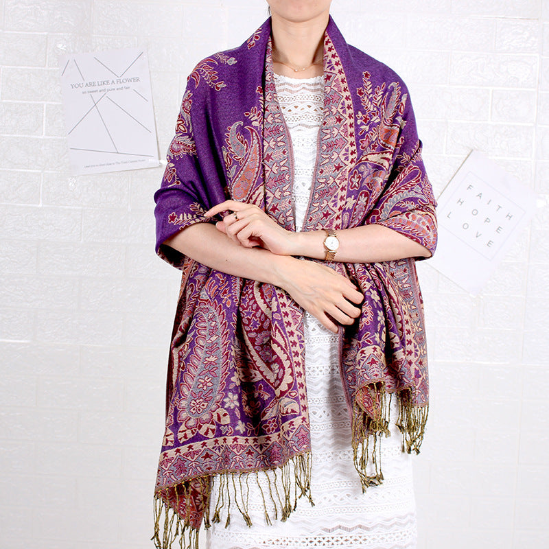 Étole Cachemire Élégance Rose Fuchsia à Motifs Paisley avec Franges