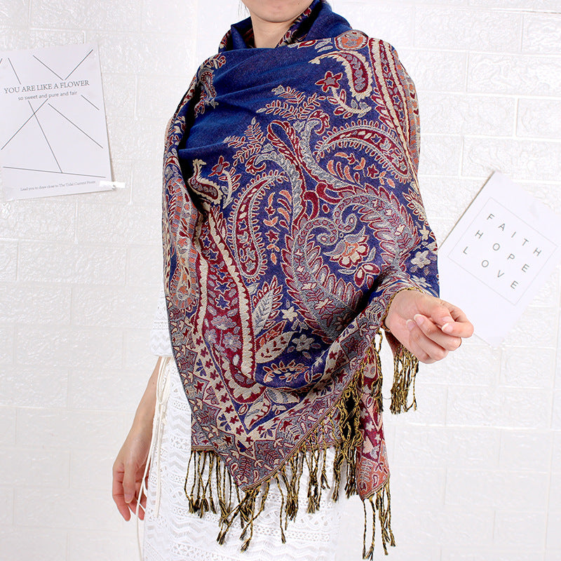 Étole Cachemire Élégance Rose Fuchsia à Motifs Paisley avec Franges